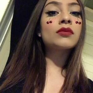 Meet your Posher, Janny